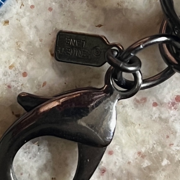 Kenneth Jay Lane Large Chunky Gunmetal 6 Link Bracelet W/ Dust Bag - Picture 3 of 6